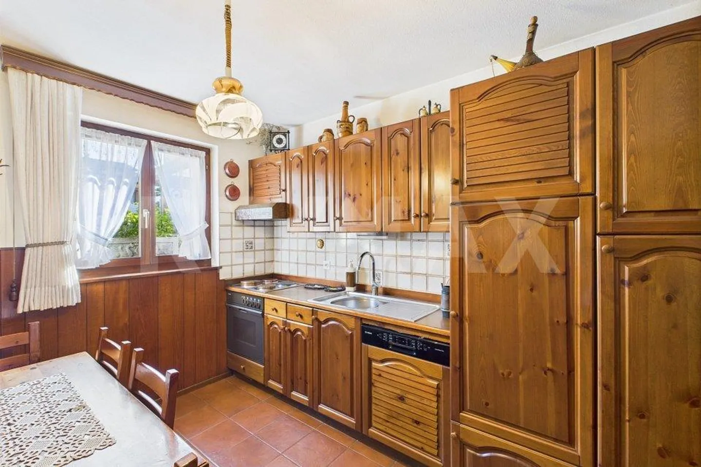 Casa unifamiliare con 5 camere, giardino e piscina comune - Anche seconda residenza - Foto 11 di 13