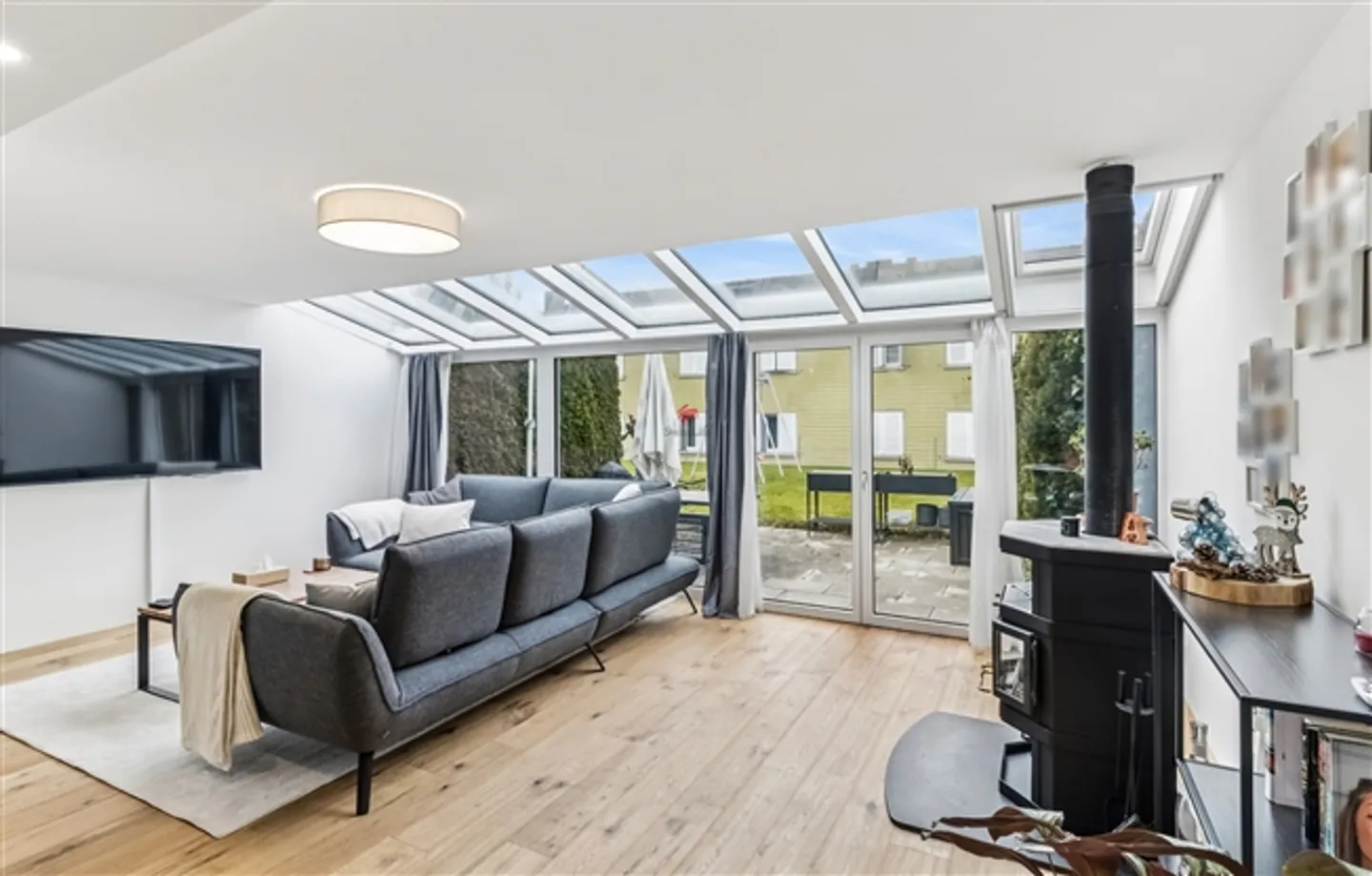 Stilvolle Gartenwohnung in Hunzenschwil - Foto 1 von 9