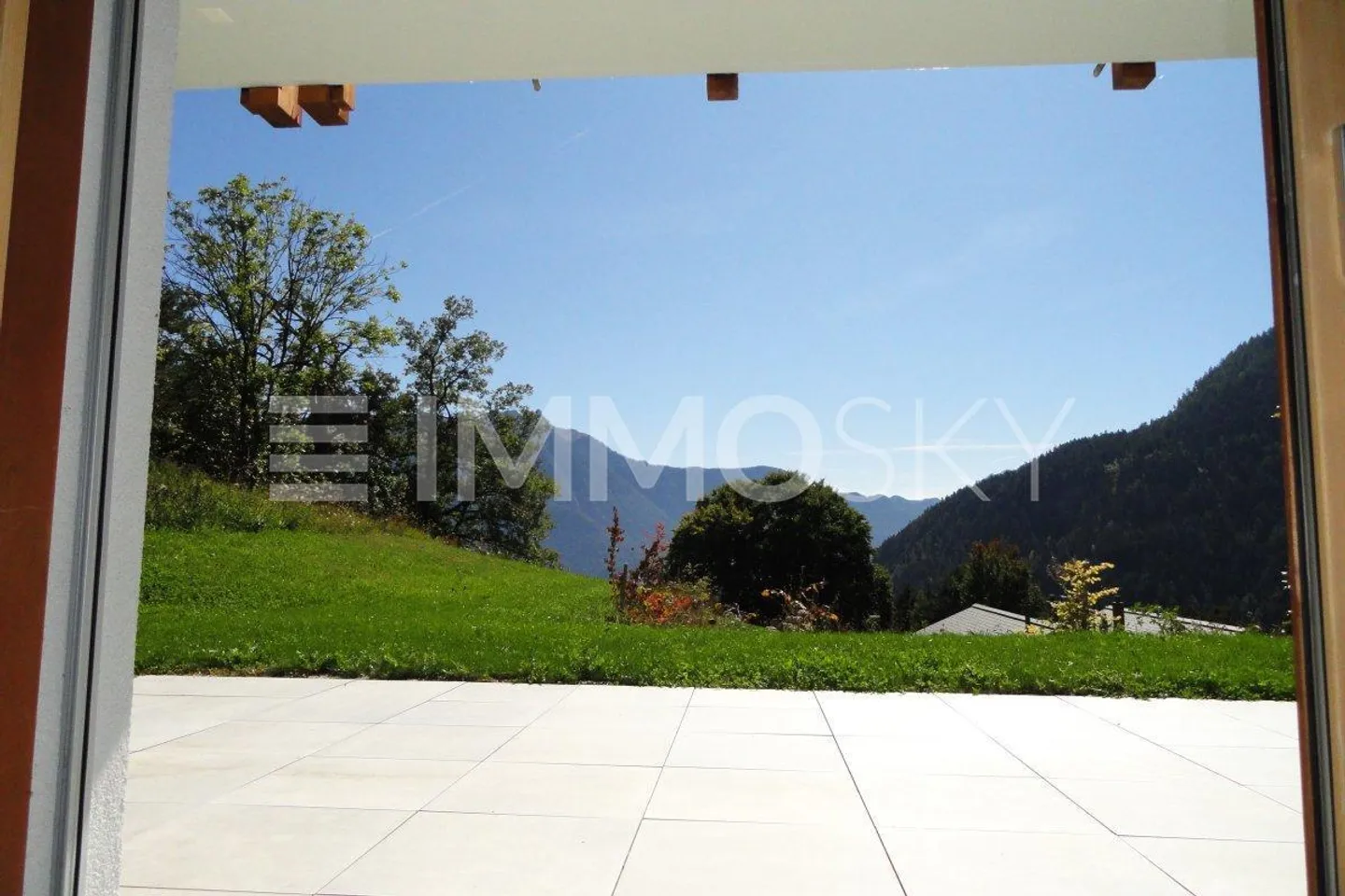 Appartement de style chalet - Photo 2 sur 5