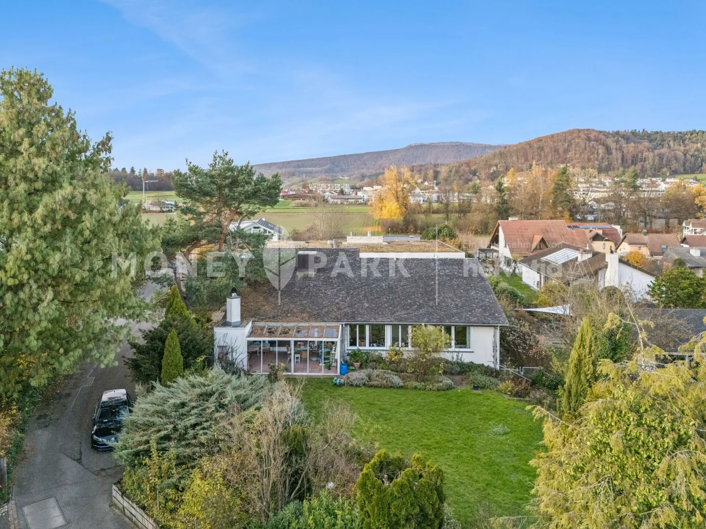 Maison individuelle avec grand jardin dans un emplacement de rêve - Photo 1 sur 13