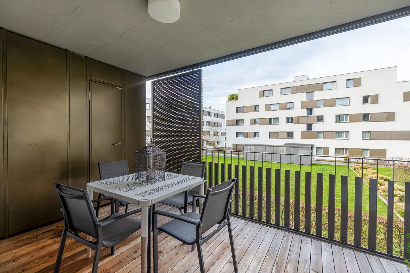 Appartement moderne spacieux de 3,5 pièces à Rothenburg avec vue - Photo 5 sur 7