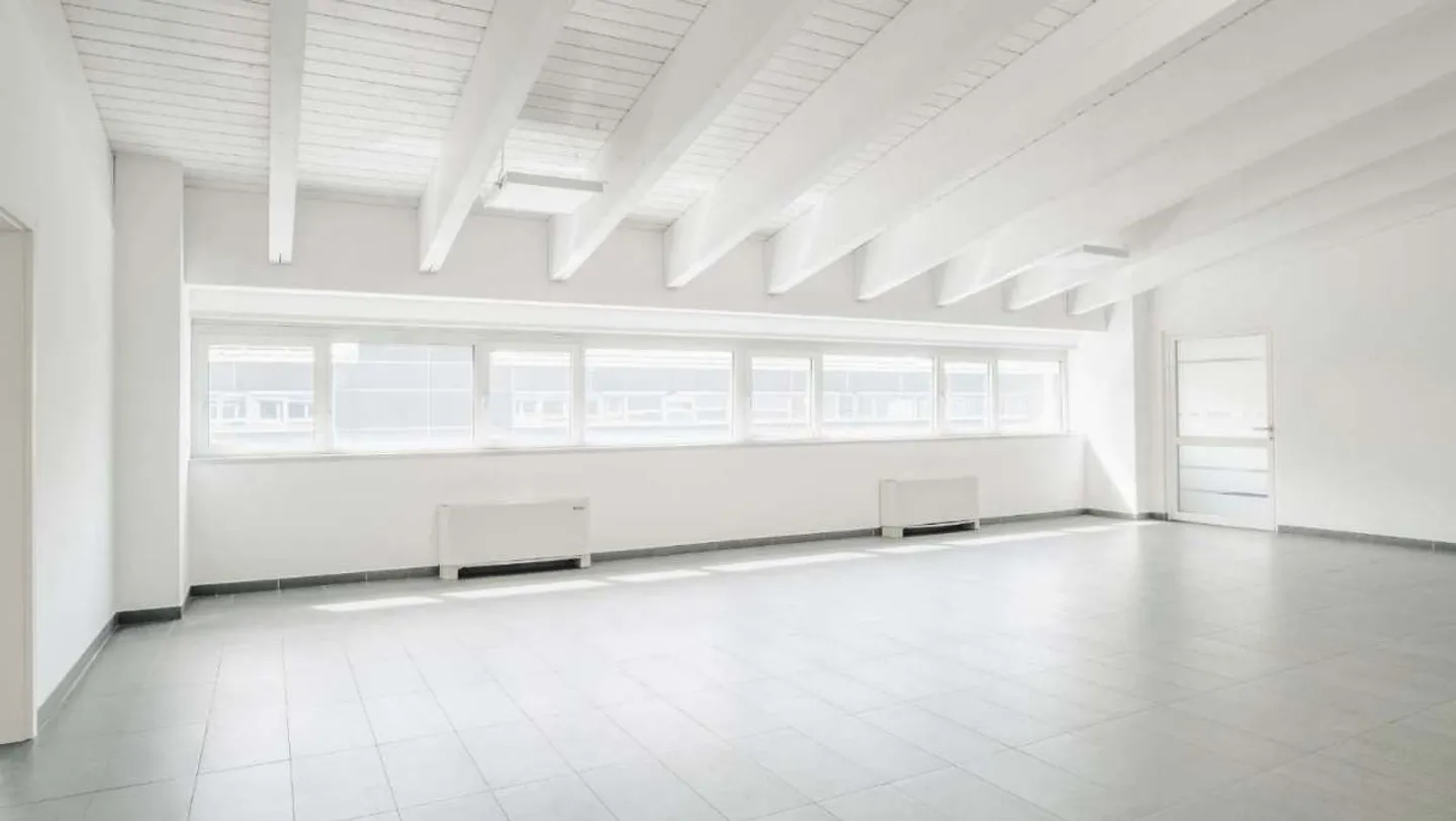 Commercial space for rent in Castione 250 m² - Photo 1 of 2