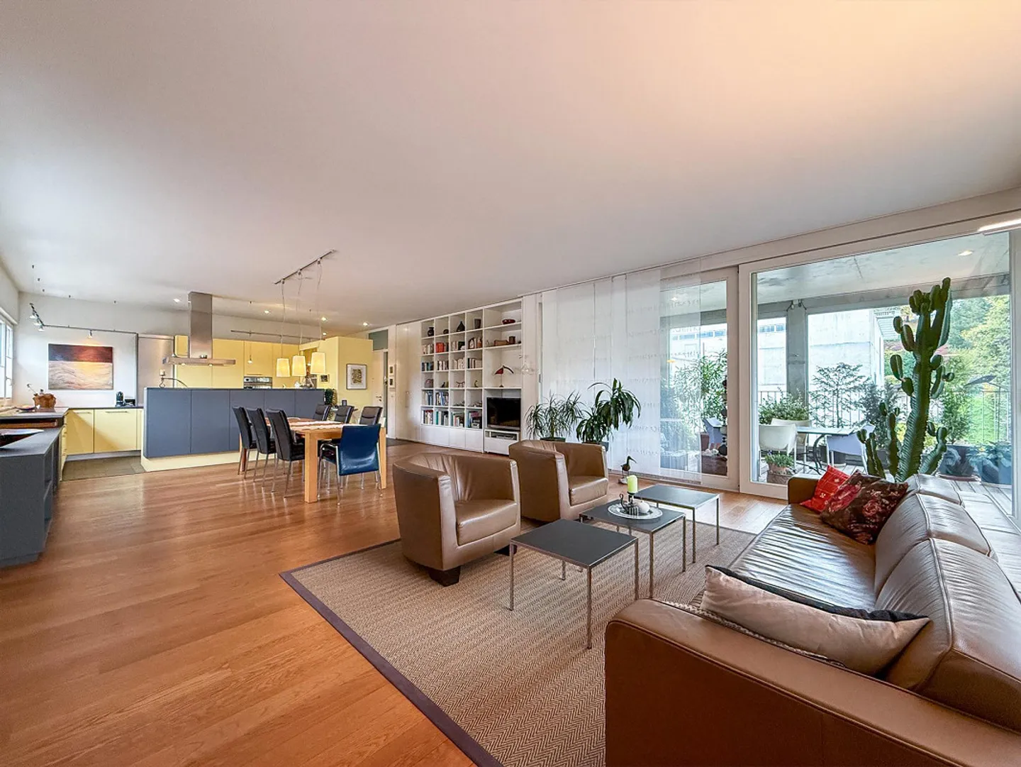 Terrace Apartment at the Franz Gertsch Museum - Photo 10 of 25