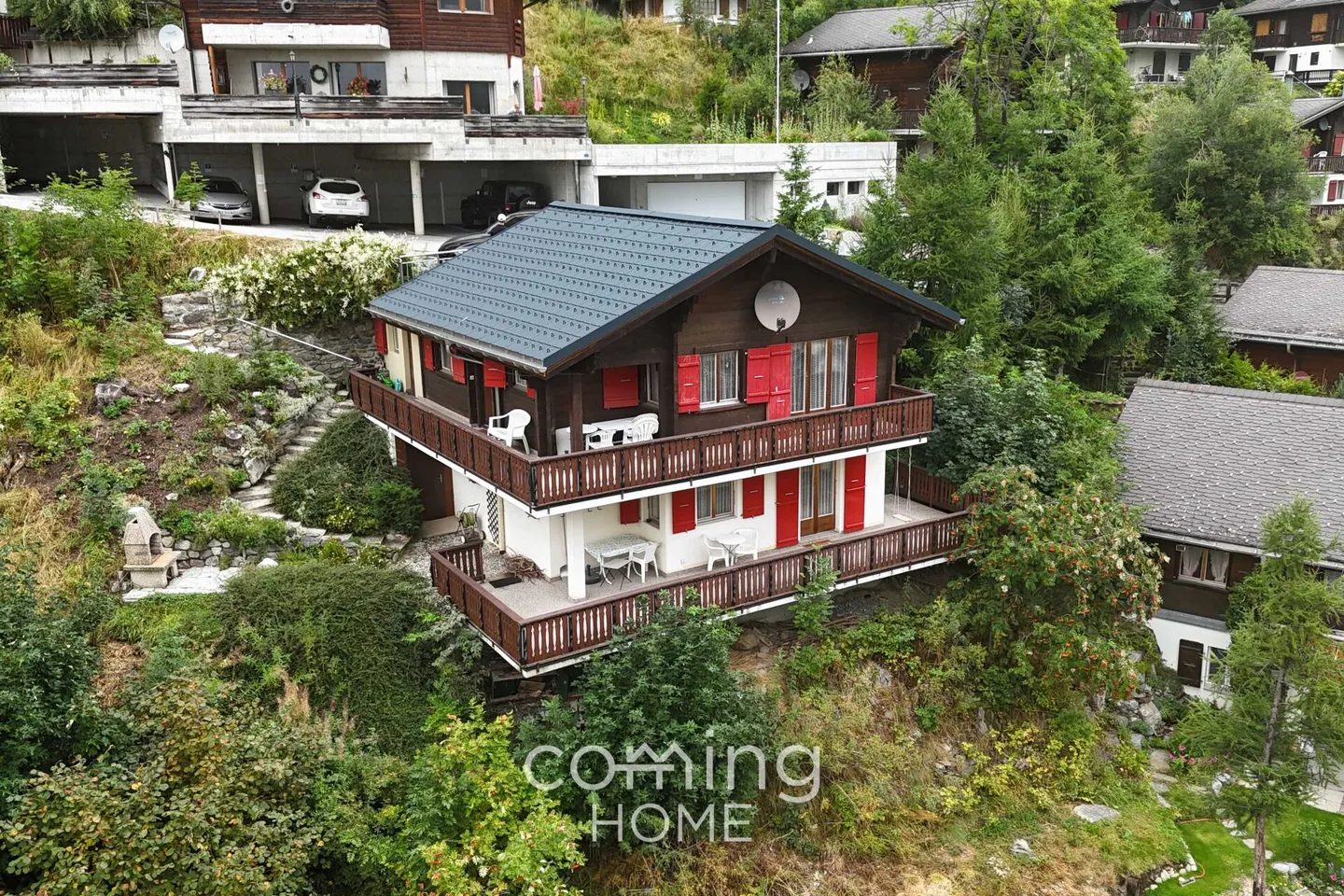 Charming Chalet with Mountain Views - Photo 2 of 33