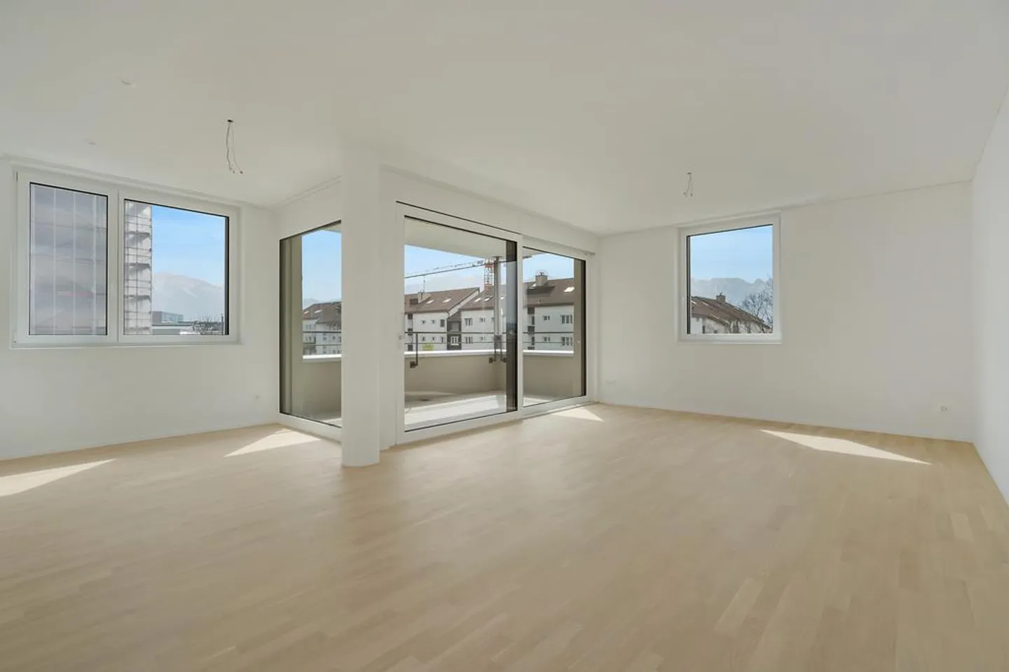 Attractive 2.5-room apartment - Photo 3 of 7