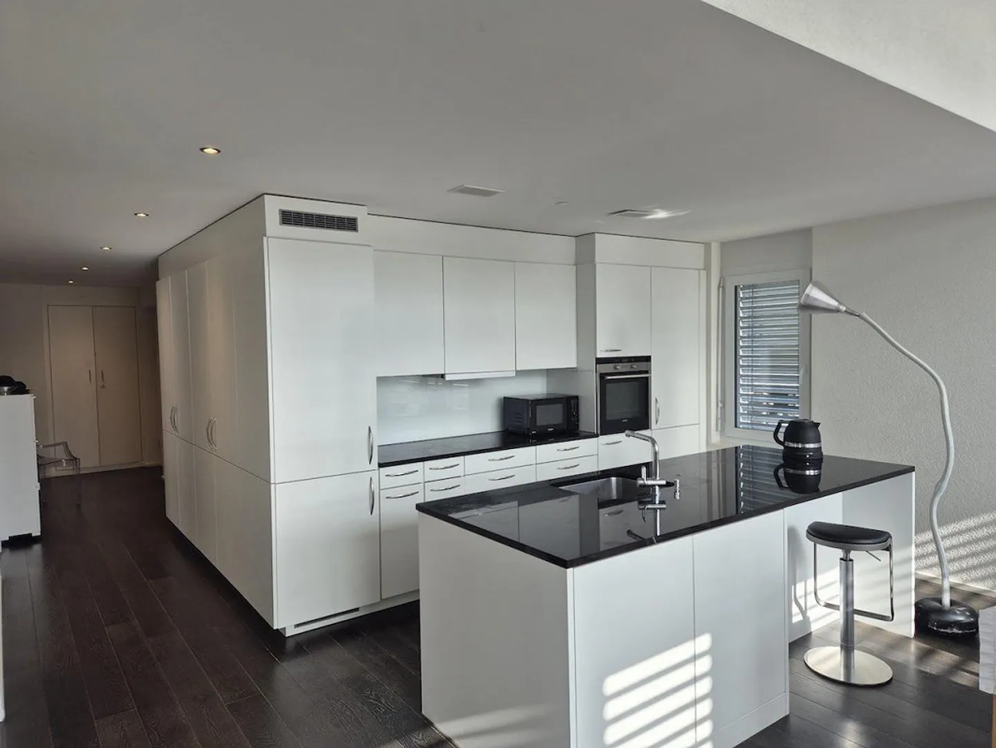 Appartement moderne avec confort de vie exclusif - Photo 11 sur 18