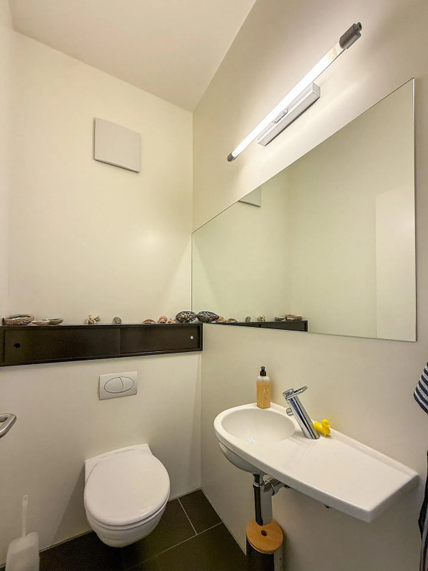 Terrace Apartment at the Franz Gertsch Museum - Photo 13 of 25