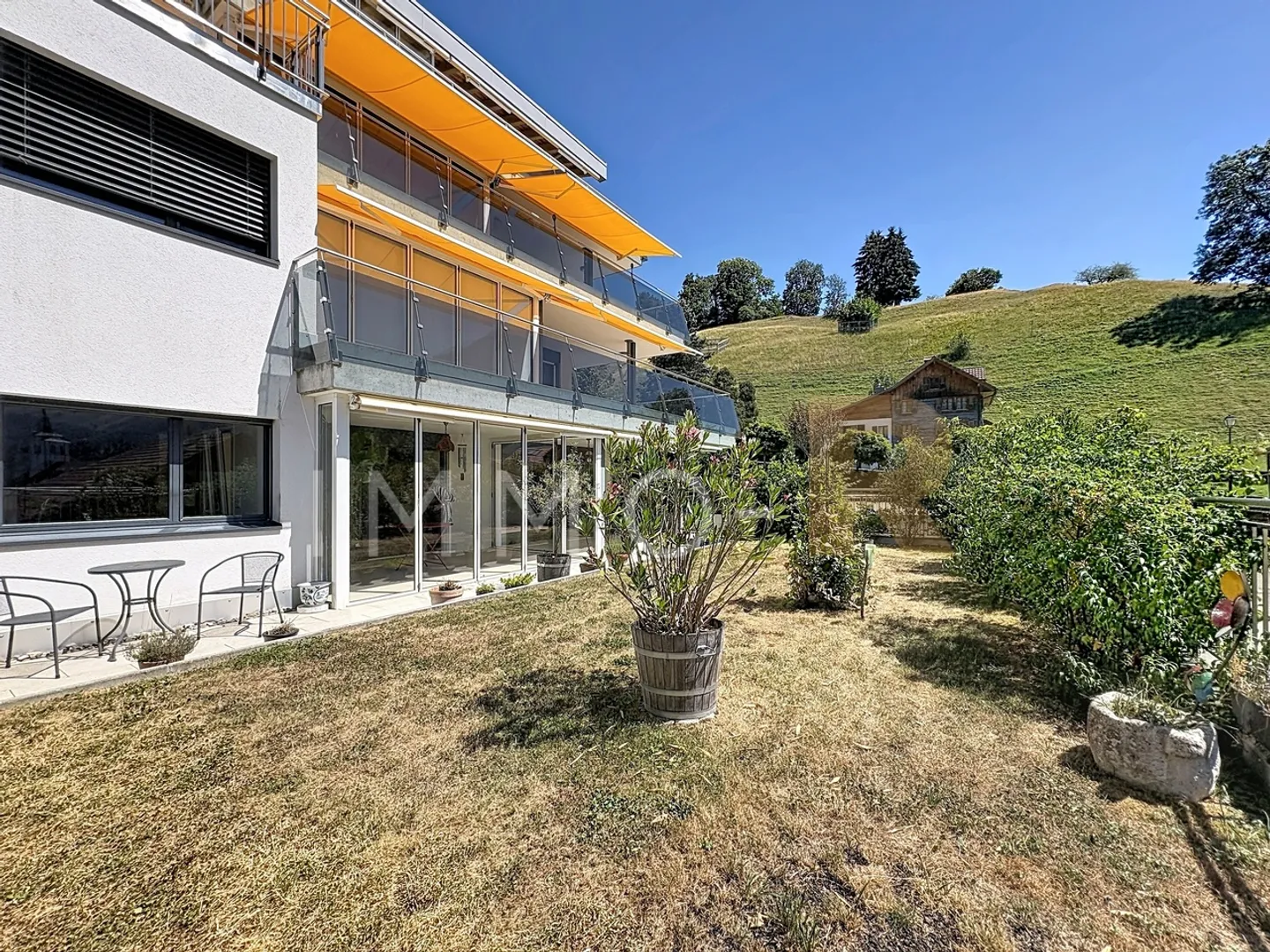 Appartement spacieux avec terrasse - Photo 13 sur 14