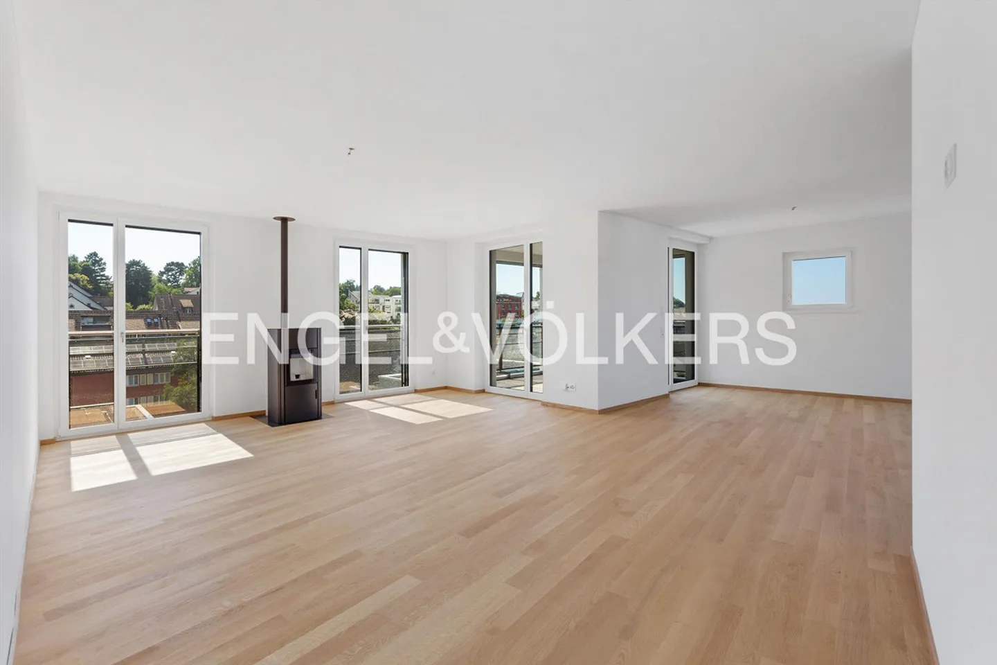 First Rental: Exclusive Living Above the Rooftops of Wetzikon - Photo 1 of 8