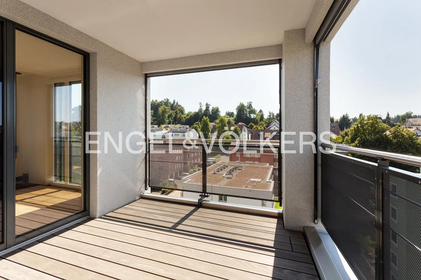 First Rental: Exclusive Living Above the Rooftops of Wetzikon - Photo 4 of 8
