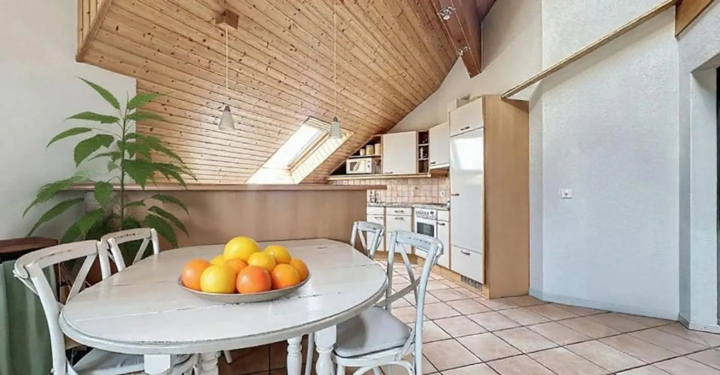 Appartement Duplex avec Balcon - Photo 4 sur 12