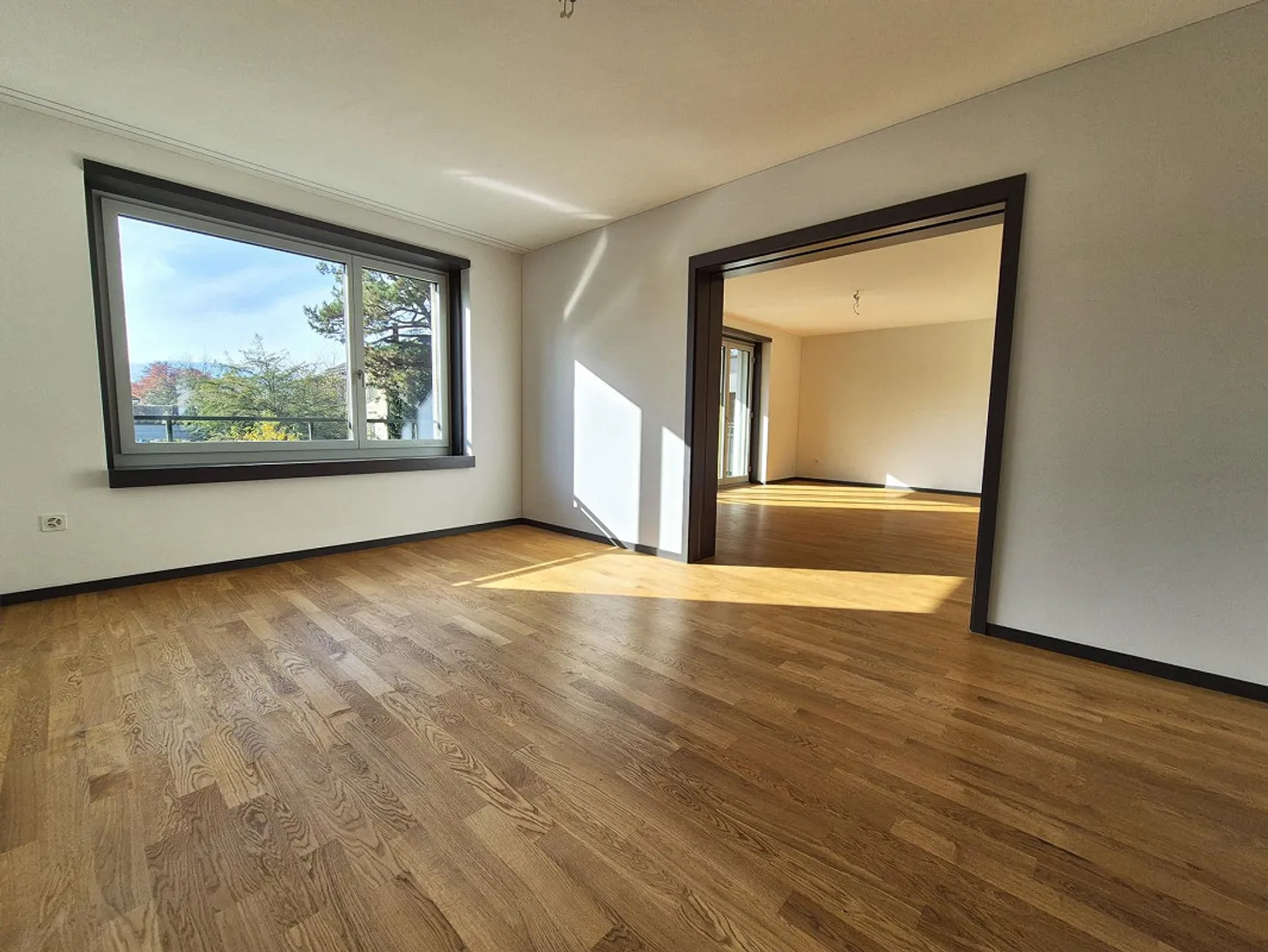 From Second Hand | Zurich District 7 | Completely Renovated 2020 - Photo 1 of 11