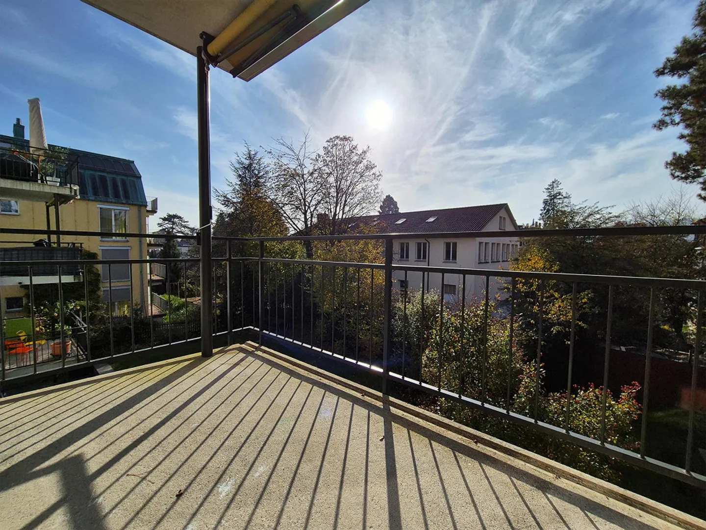 From Second Hand | Zurich District 7 | Completely Renovated 2020 - Photo 2 of 11