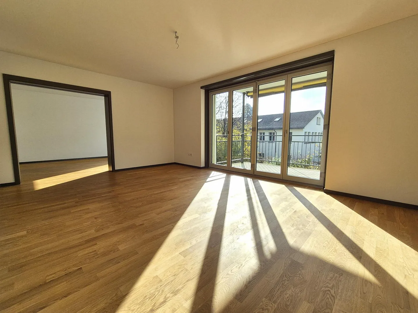 From Second Hand | Zurich District 7 | Completely Renovated 2020 - Photo 5 of 11