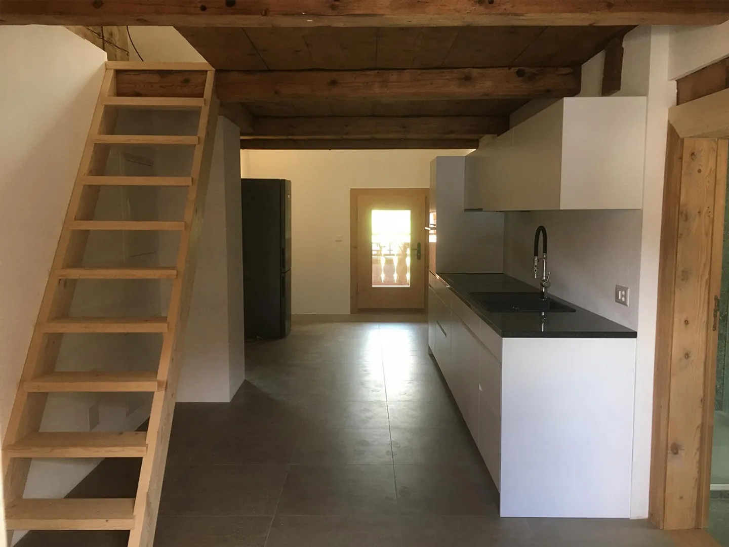 Appartement 4,5 pièces - Photo 2 sur 9