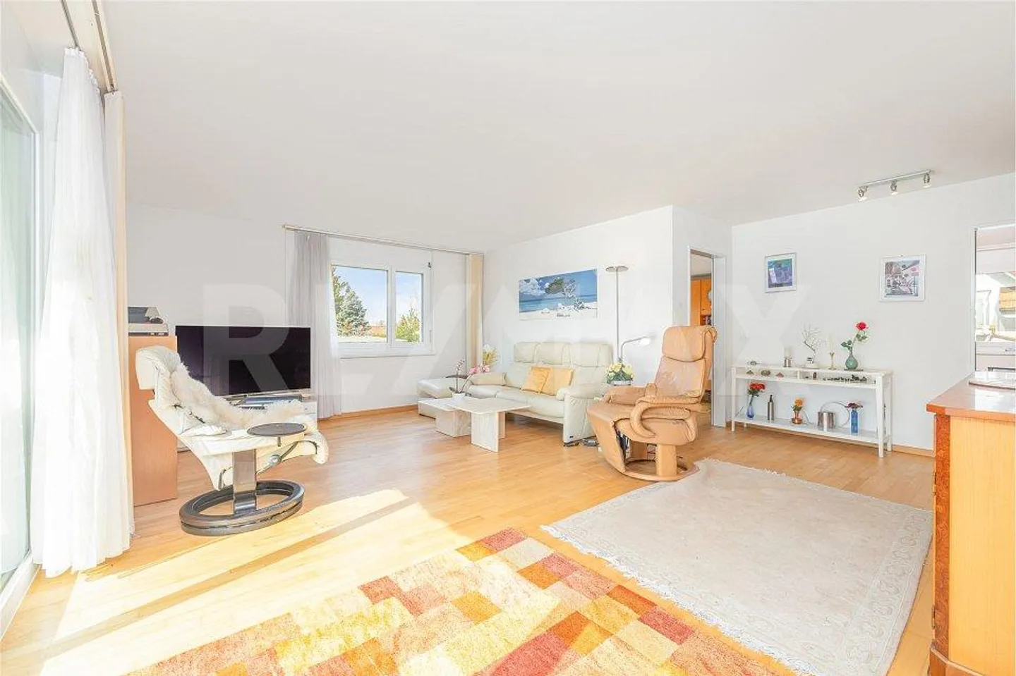 Your new home - bright and full of comfort - Photo 4 of 13