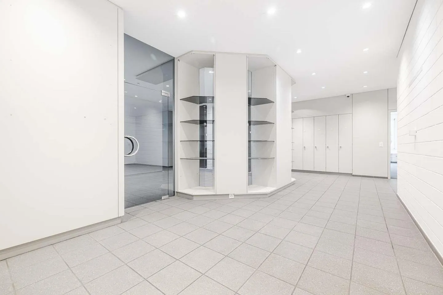 Espace pour idées : 27 m² de bureaux au cœur de Winkeln, Saint-Gall - Photo 4 sur 9