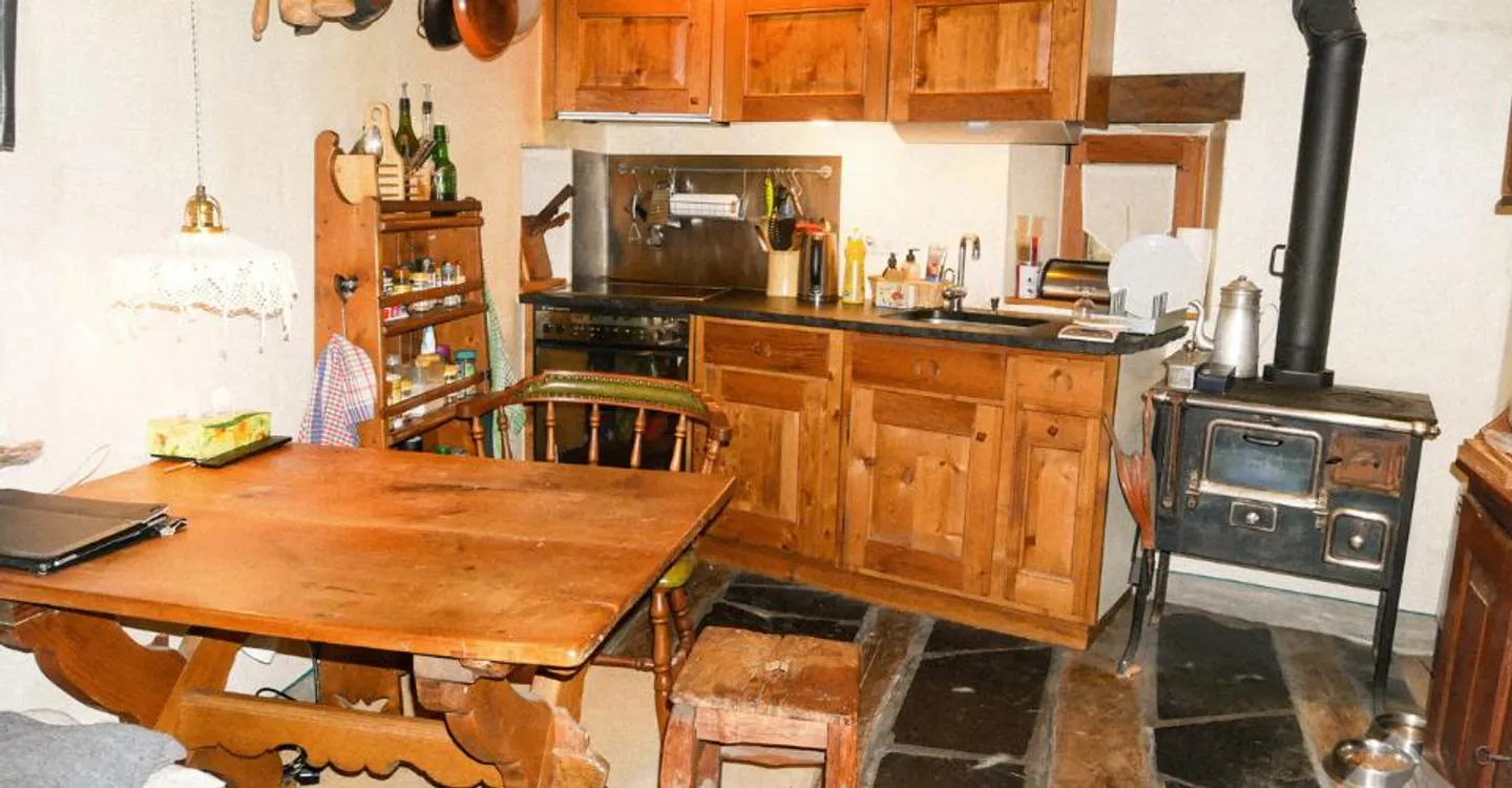 Charmante Maison en Pierre à Sembrancher - Photo 2 sur 12
