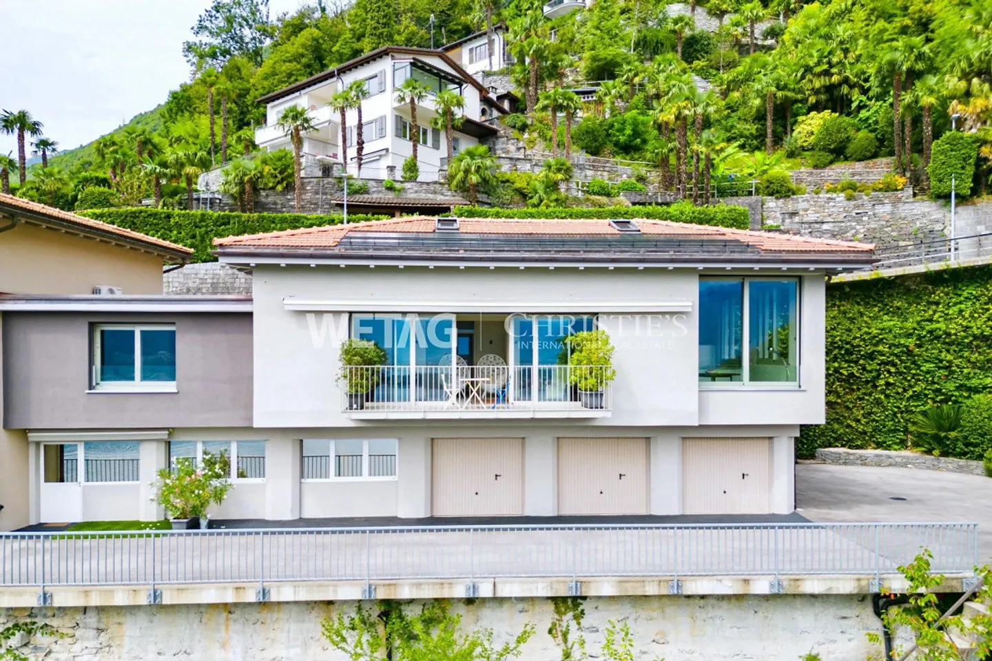 Ronco sopra Ascona: Modern two-family villa with two apartments & ... - Photo 13 of 13