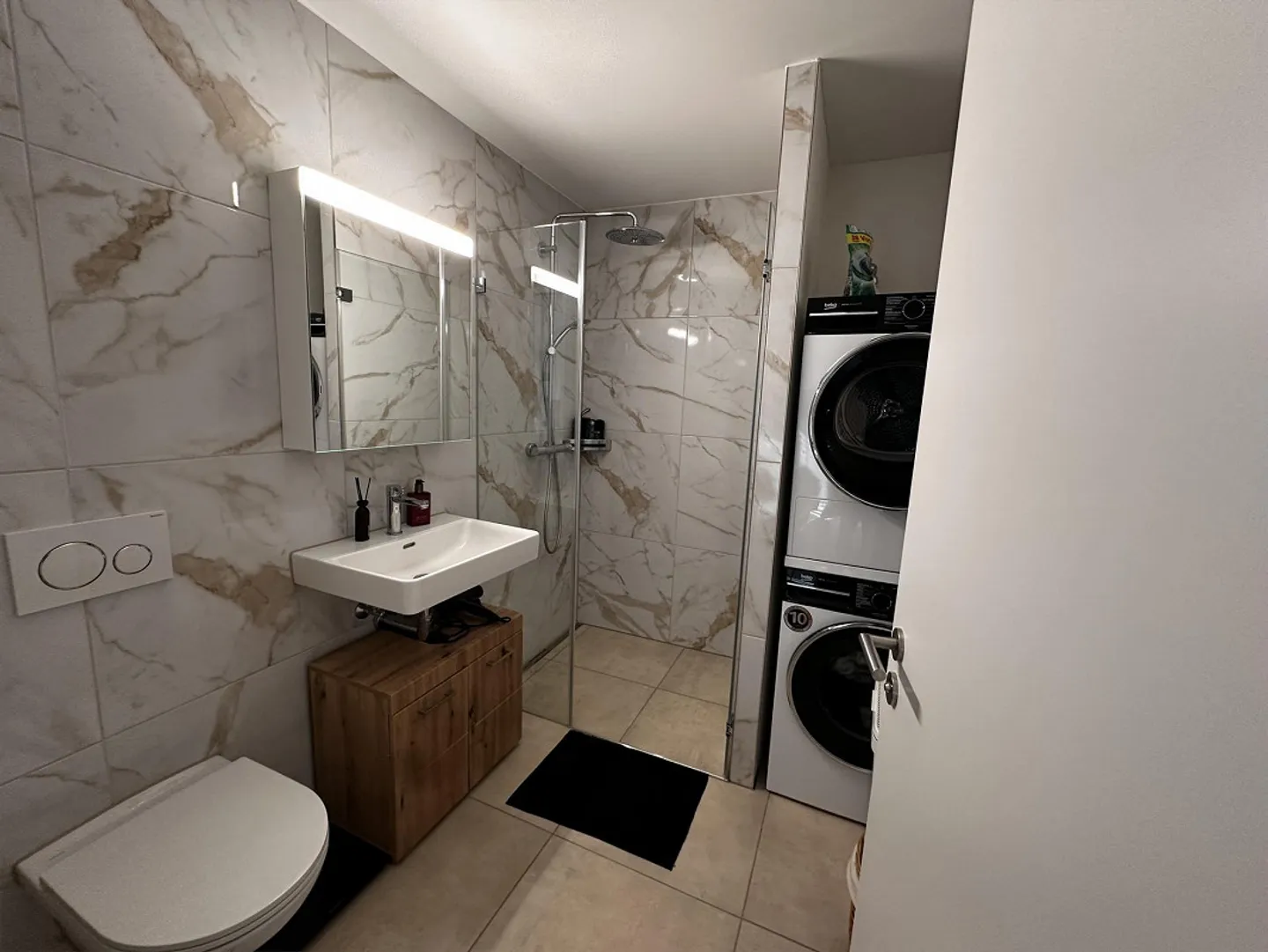 2 1/2 Room New Apartment for Subletting - Photo 3 of 8