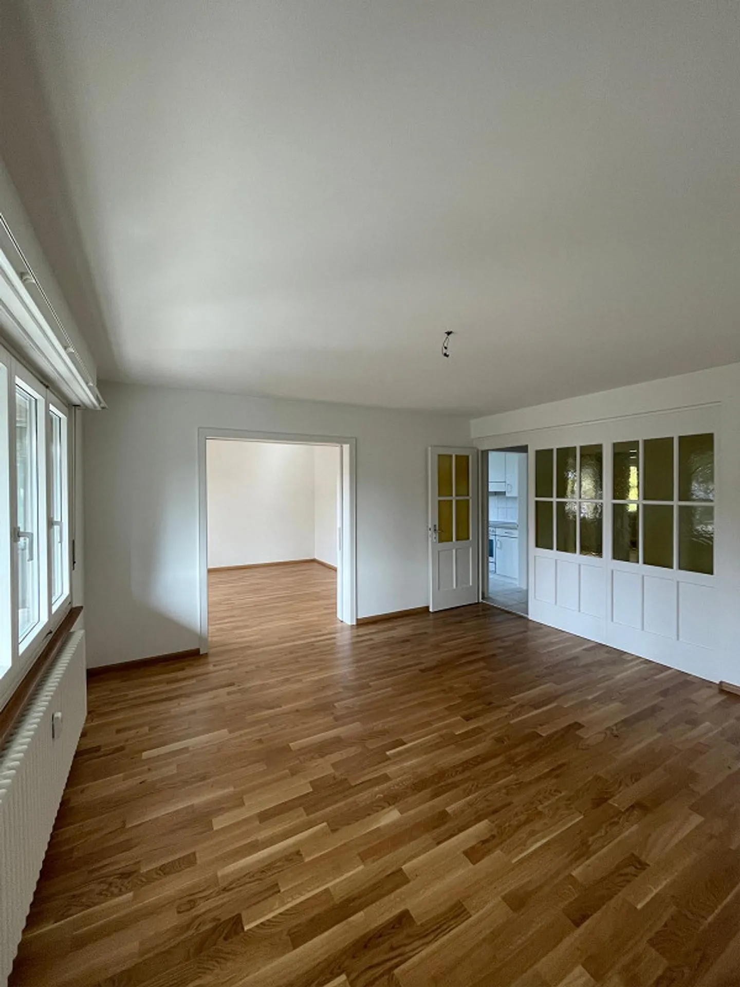 Bright 3-room apartment with balcony in Münchenstein available immediately - Photo 5 of 13