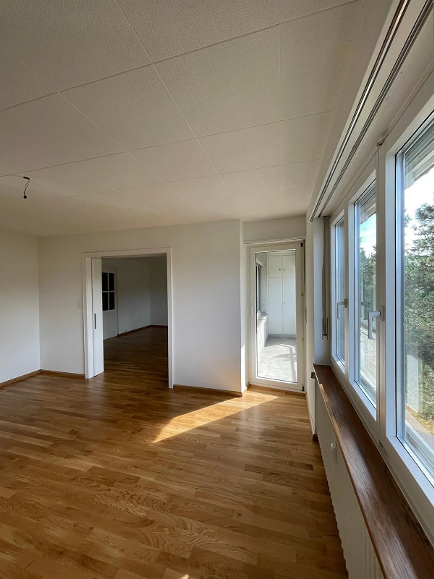 Bright 3-room apartment with balcony in Münchenstein available immediately - Photo 8 of 13