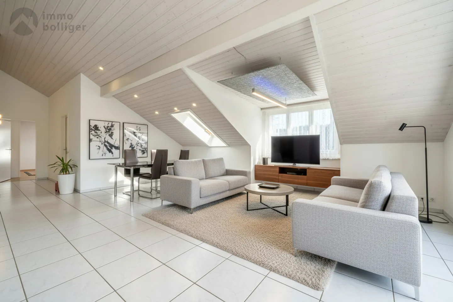 Ampio appartamento 5½ locali - Foto 2 di 14