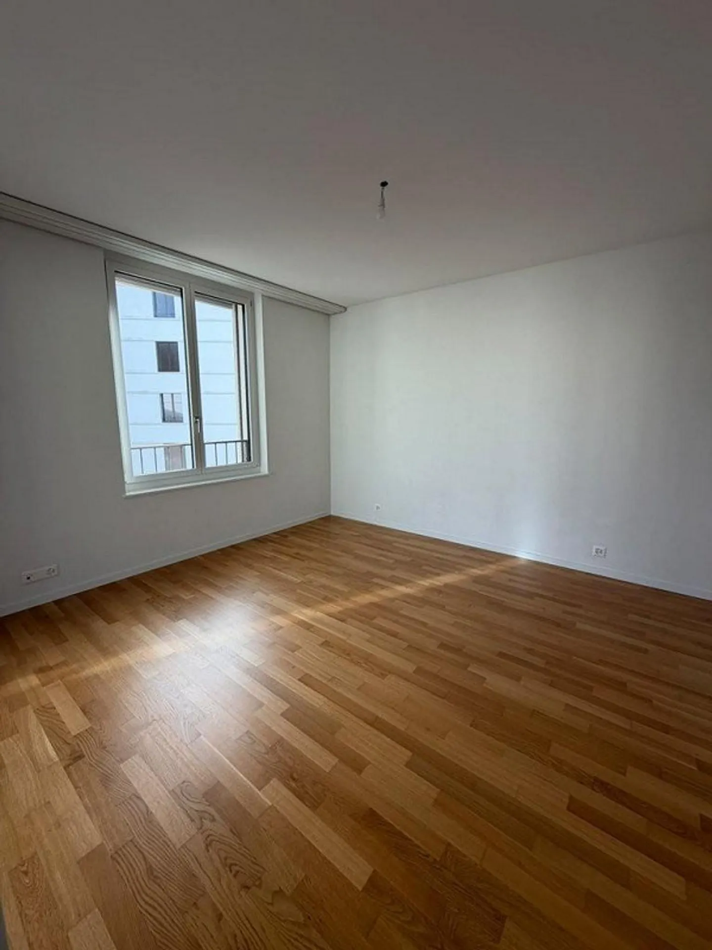 Charmant appartement 4.5 pièces - Photo 3 sur 5