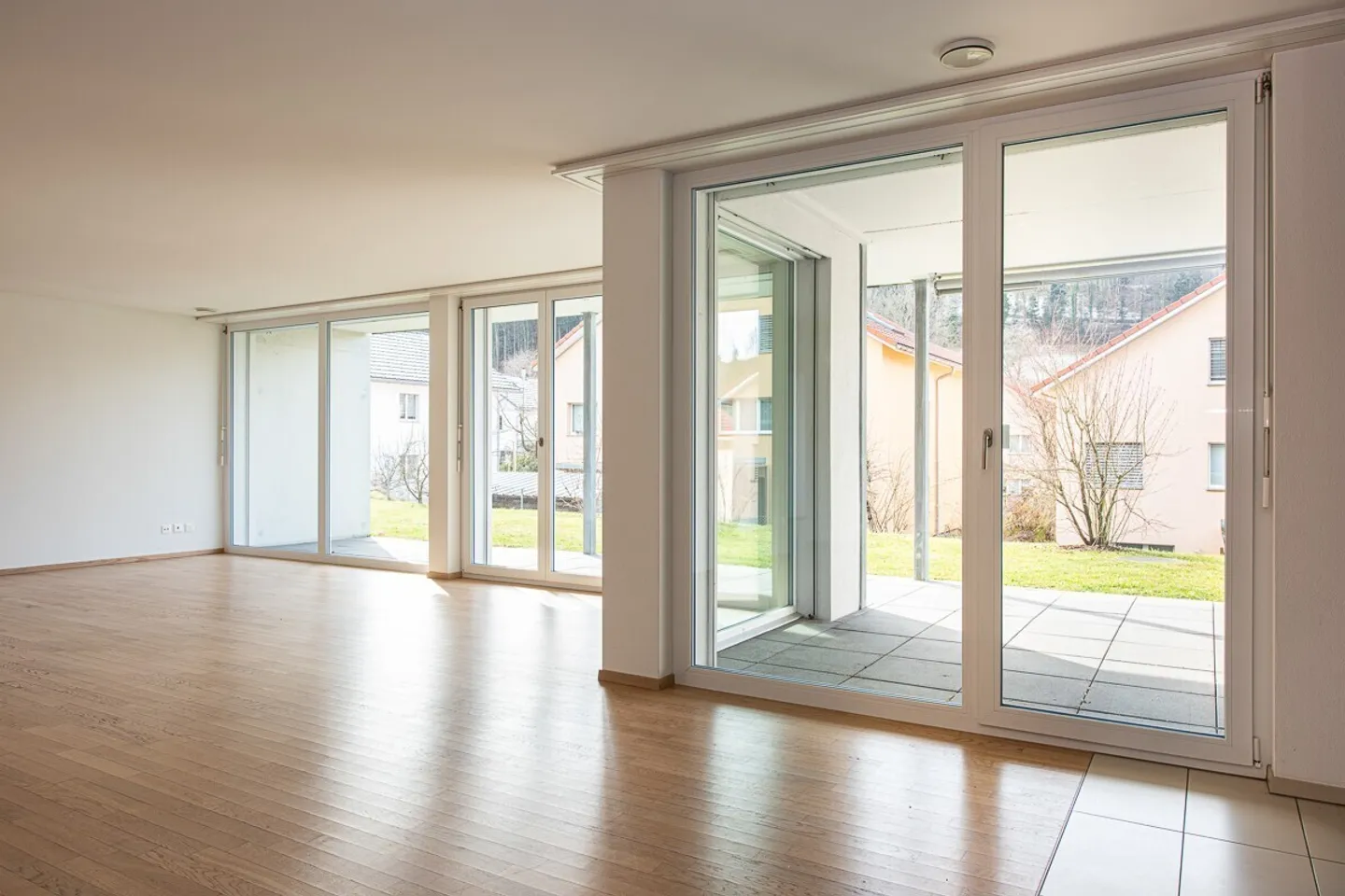 Appartement ensoleillé! - Photo 4 sur 11