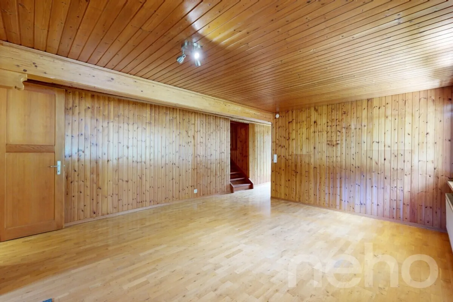 Chalet con carattere: giardino idilliaco e raro potenziale - Foto 12 di 13