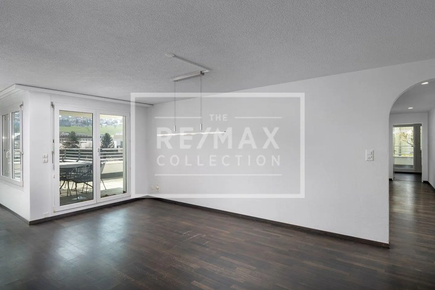 Stilvolle Terrassenwohnung in Wollerau - Foto 11 von 13