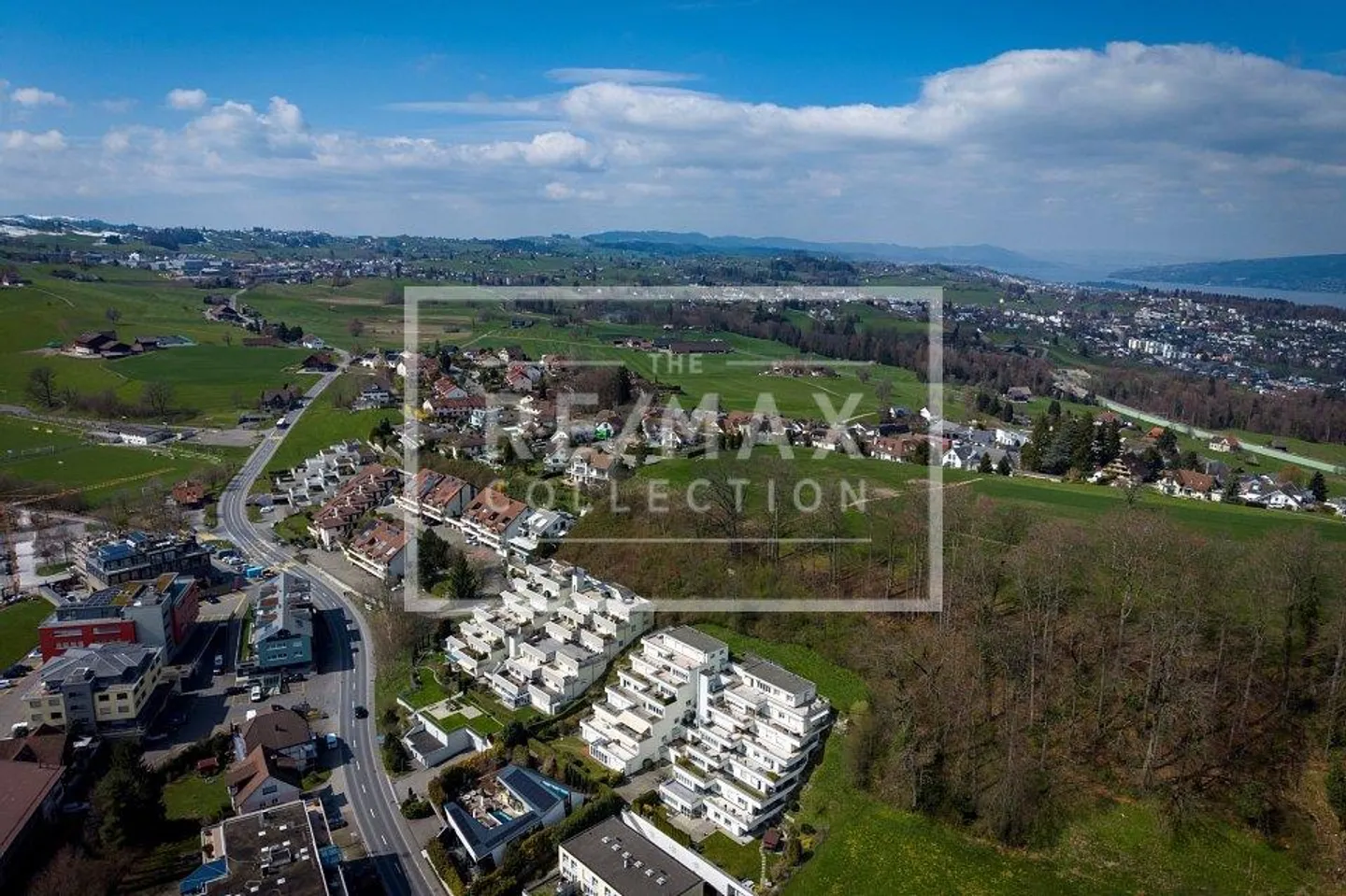 Stilvolle Terrassenwohnung in Wollerau - Foto 3 von 13
