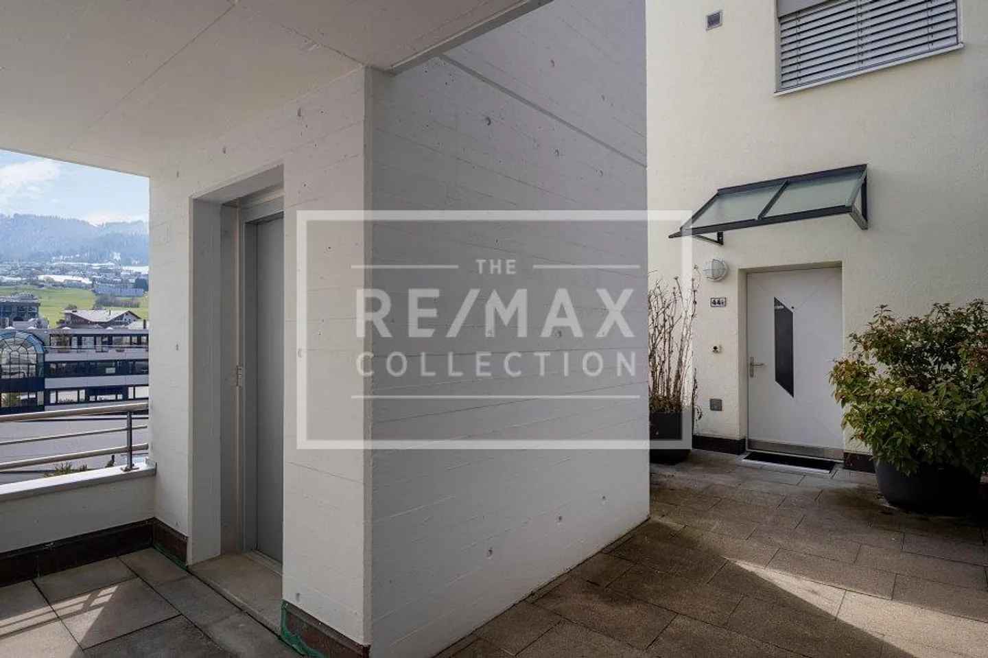 Stilvolle Terrassenwohnung in Wollerau - Foto 9 von 13