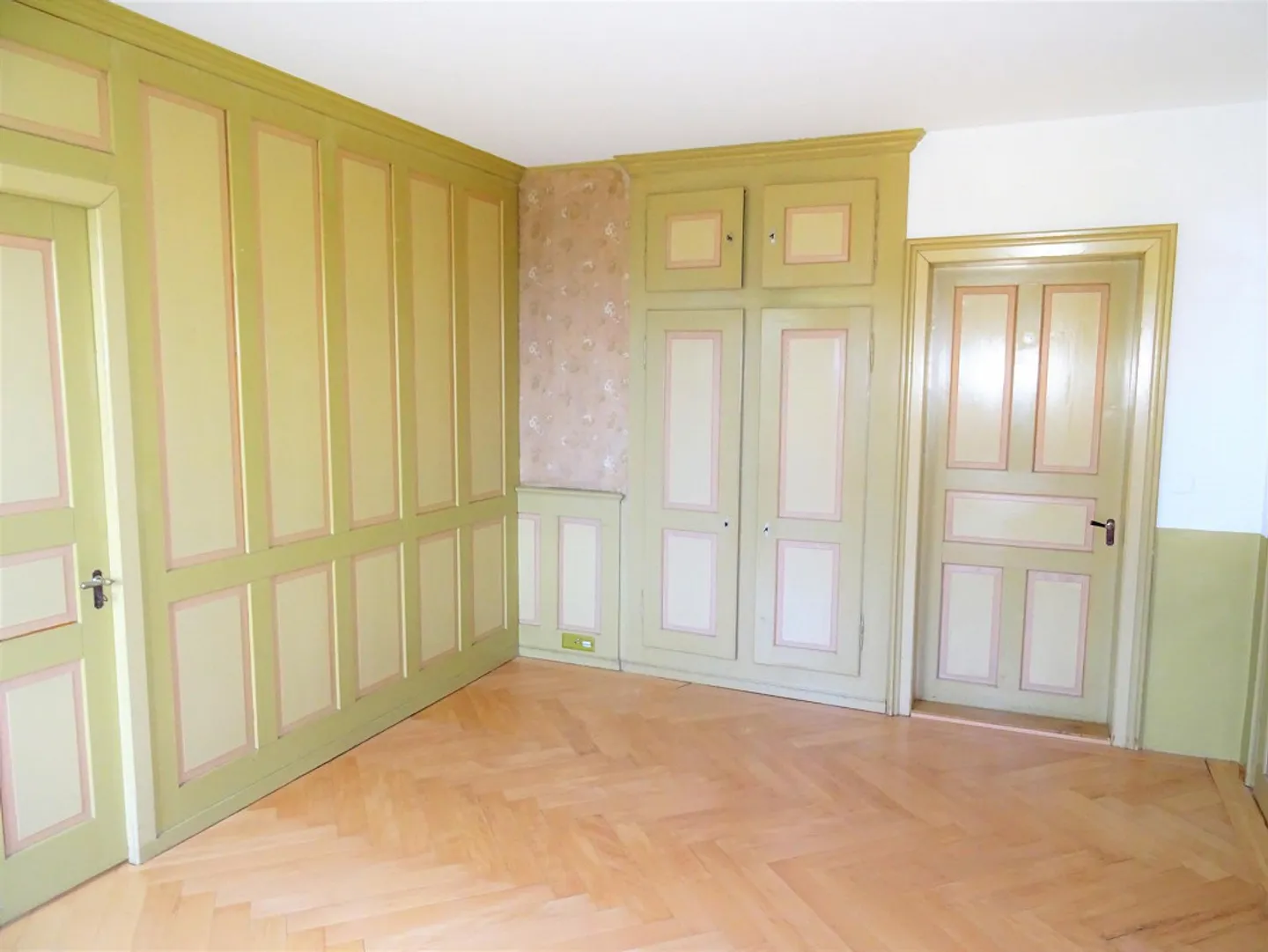 3.5 - 4 Room Apartment in Art Nouveau House near the Murg close to the Train Station - Photo 5 of 21