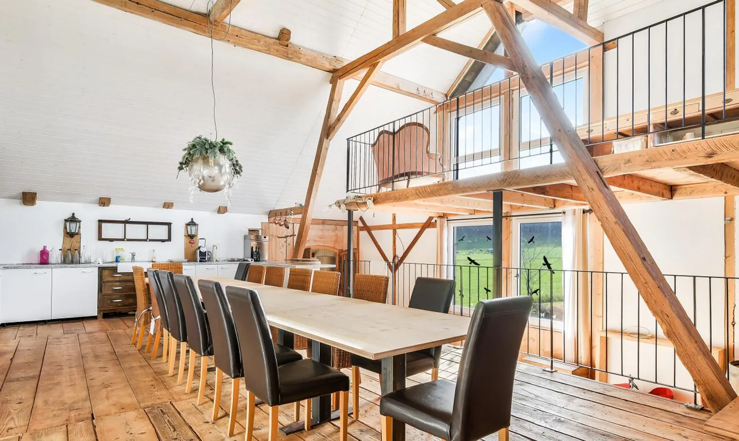 Charmantes Haus mit seltenem Potenzial und unverbautem Blick - Foto 3 von 11