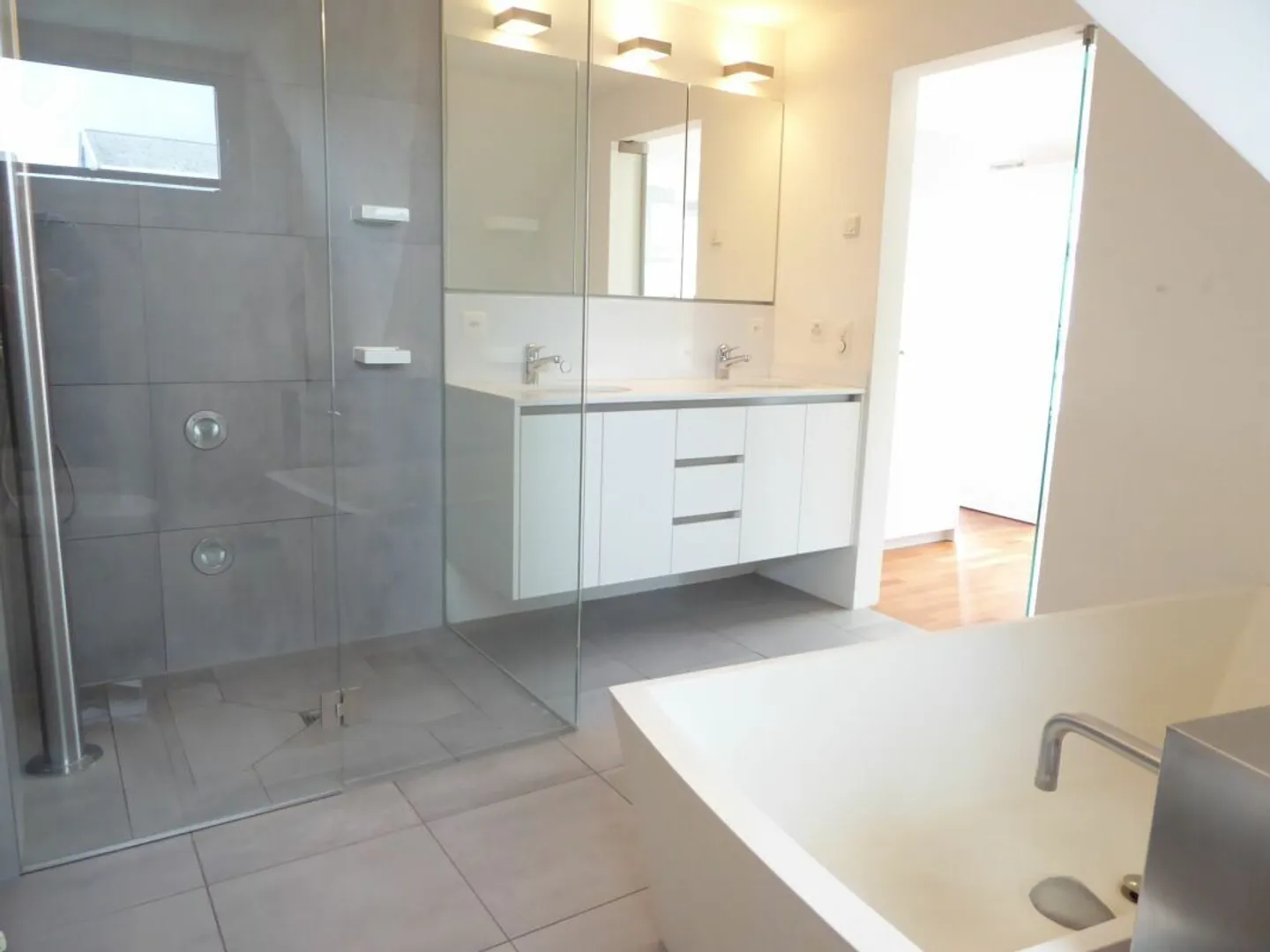 4-room maisonette apartment with two underground parking spaces - Photo 9 of 22