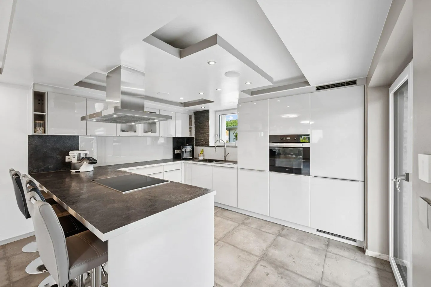 Charmante maison individuelle avec appartement - Photo 3 sur 22