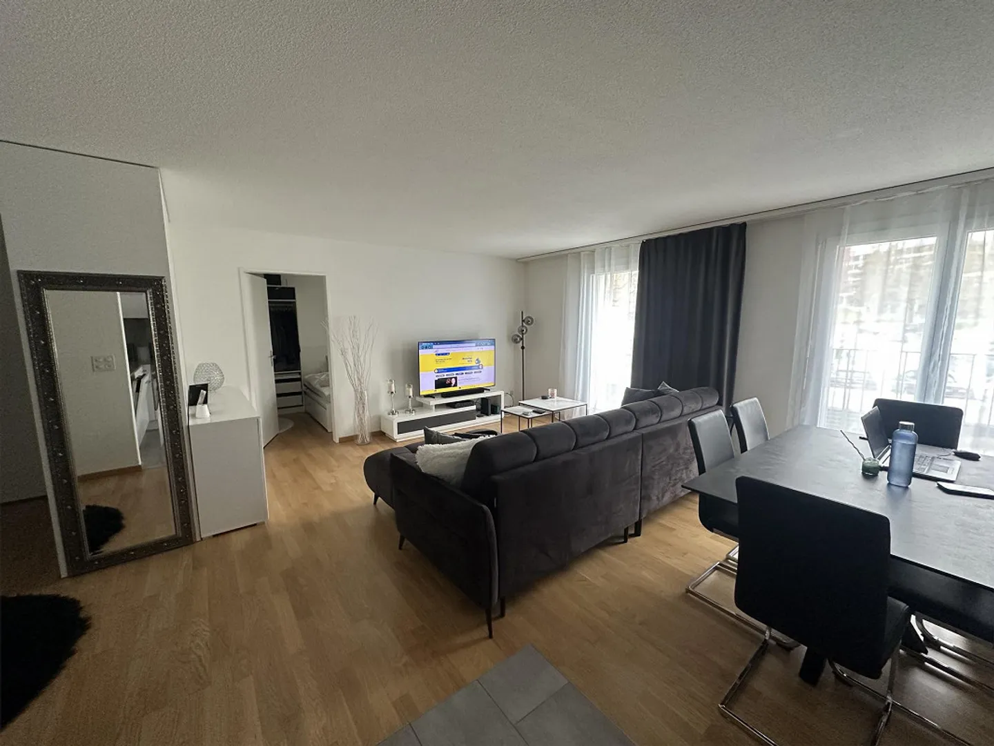 Cozy 2.5-room apartment in a quiet location in Dättwil - Photo 3 of 7