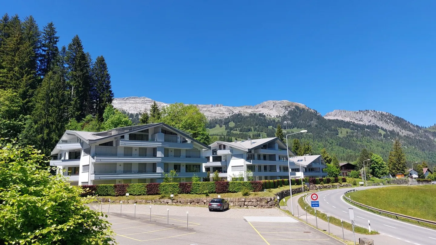 Appartamento al piano terra di 3,5 stanze completamente arredato - Foto 2 di 10