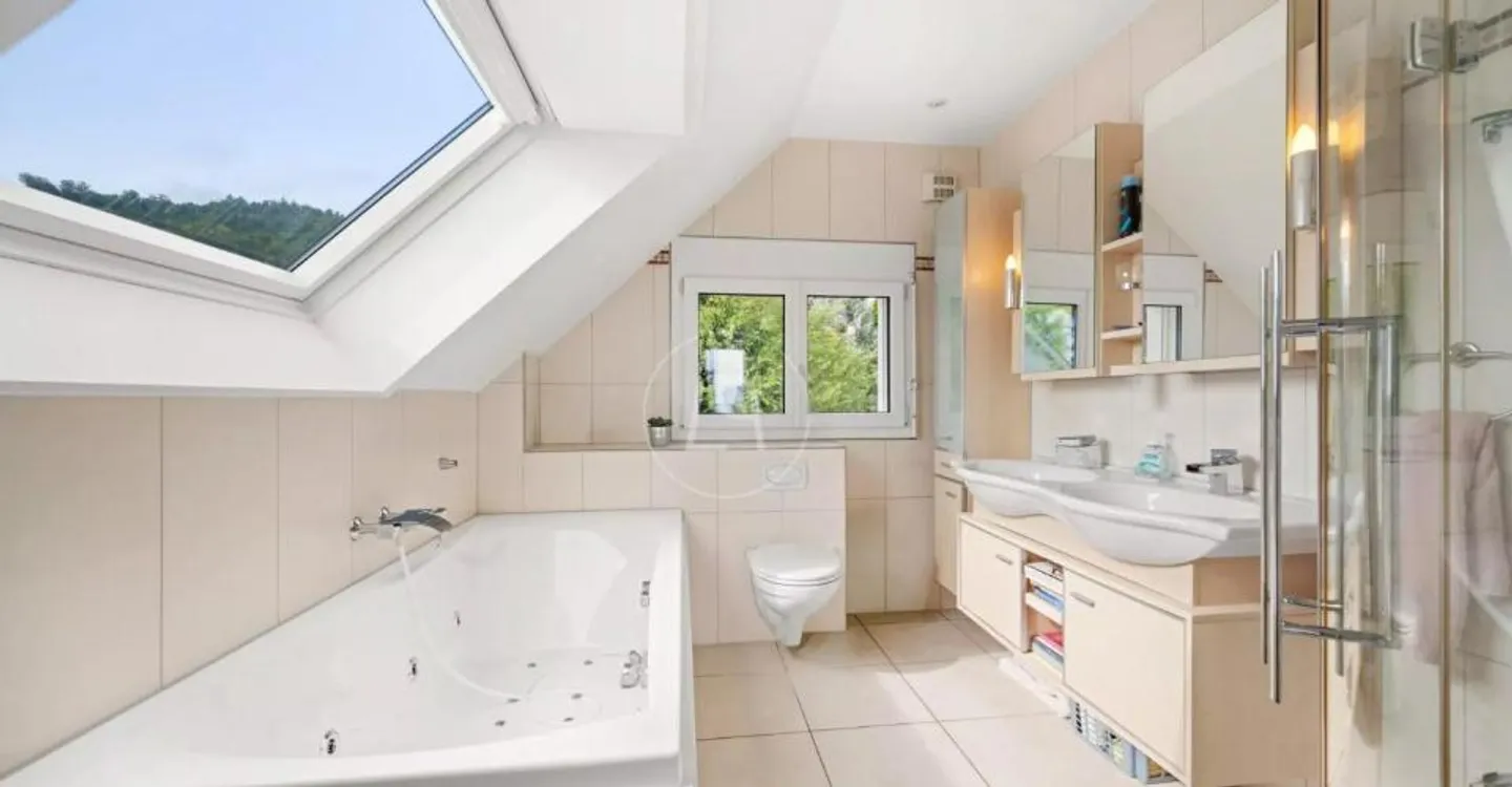 Charming property offering exceptional views in Arzier le Muids - Photo 10 of 13