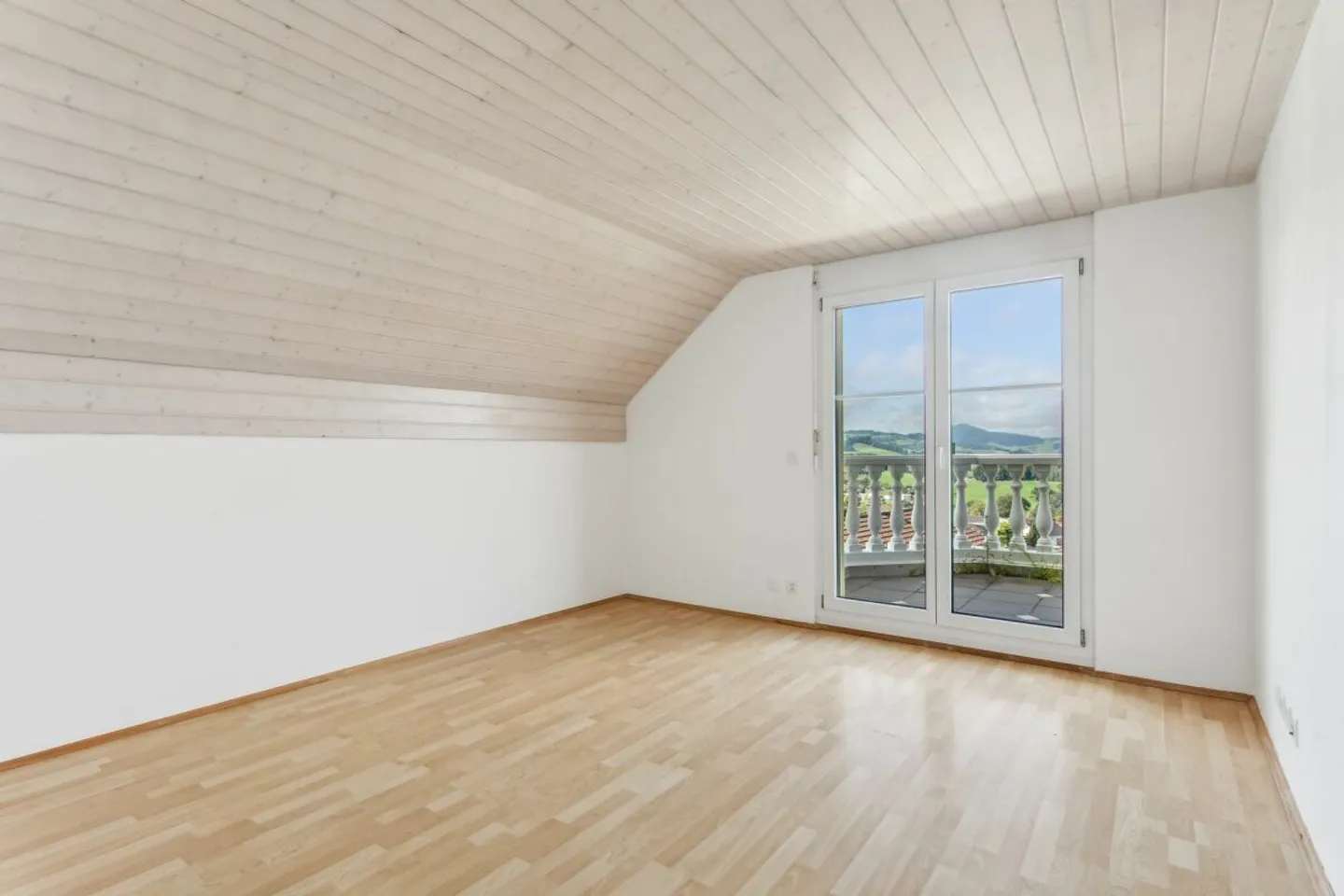 Villa a Giffers - Foto 5 di 14