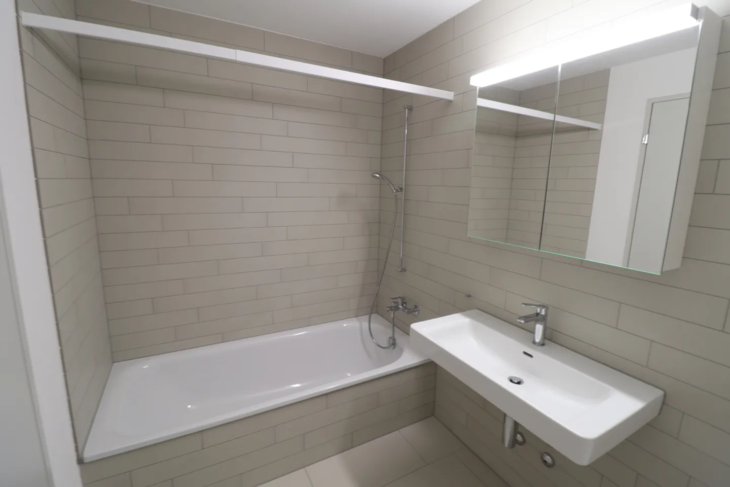 Appartamento moderno di 4,5 locali nel centro di Malters - Foto 3 di 8