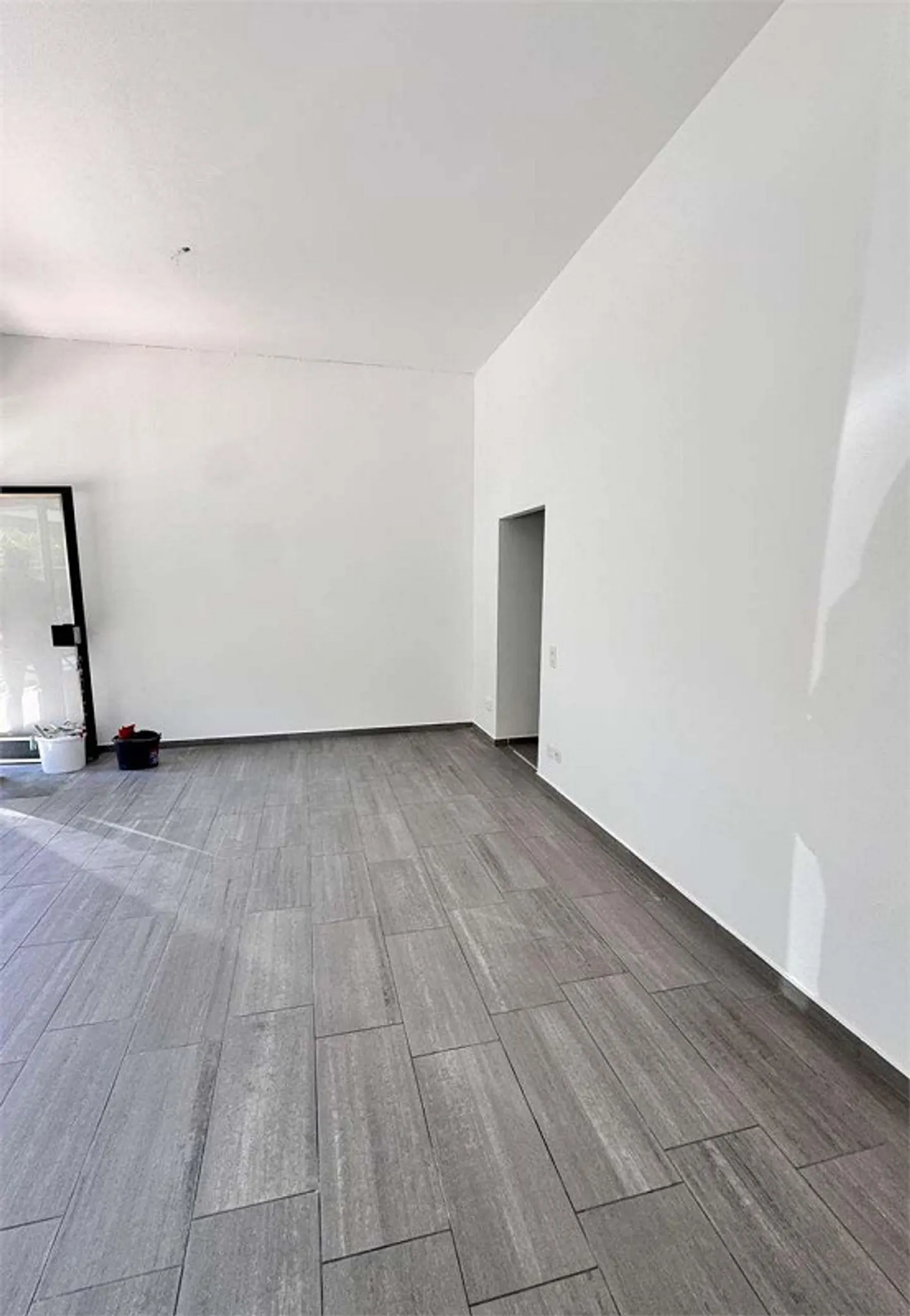 Chiasso Geschäftsräume/Laden mit Schaufenster - Foto 2 von 6