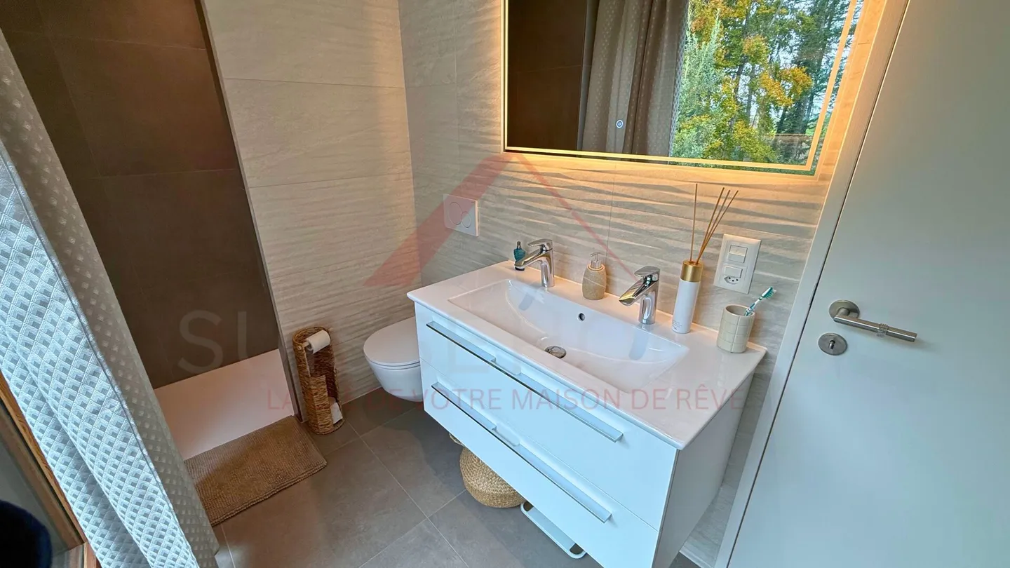 Superbe villa contiguë de 6.5 pièces - design contemporain, confort absolu et situation proche du lac - Photo 10 sur 14