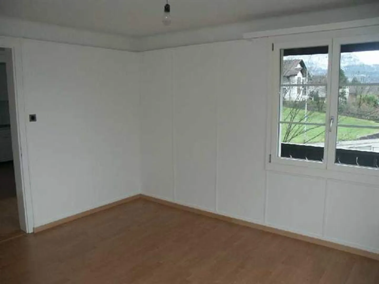 4½ Room Chalet Apartment 2nd Floor - Photo 7 of 15