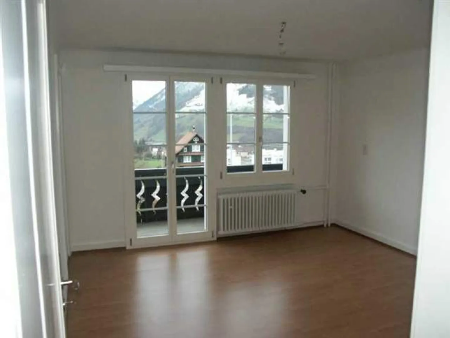 4½ Room Chalet Apartment 2nd Floor - Photo 8 of 15
