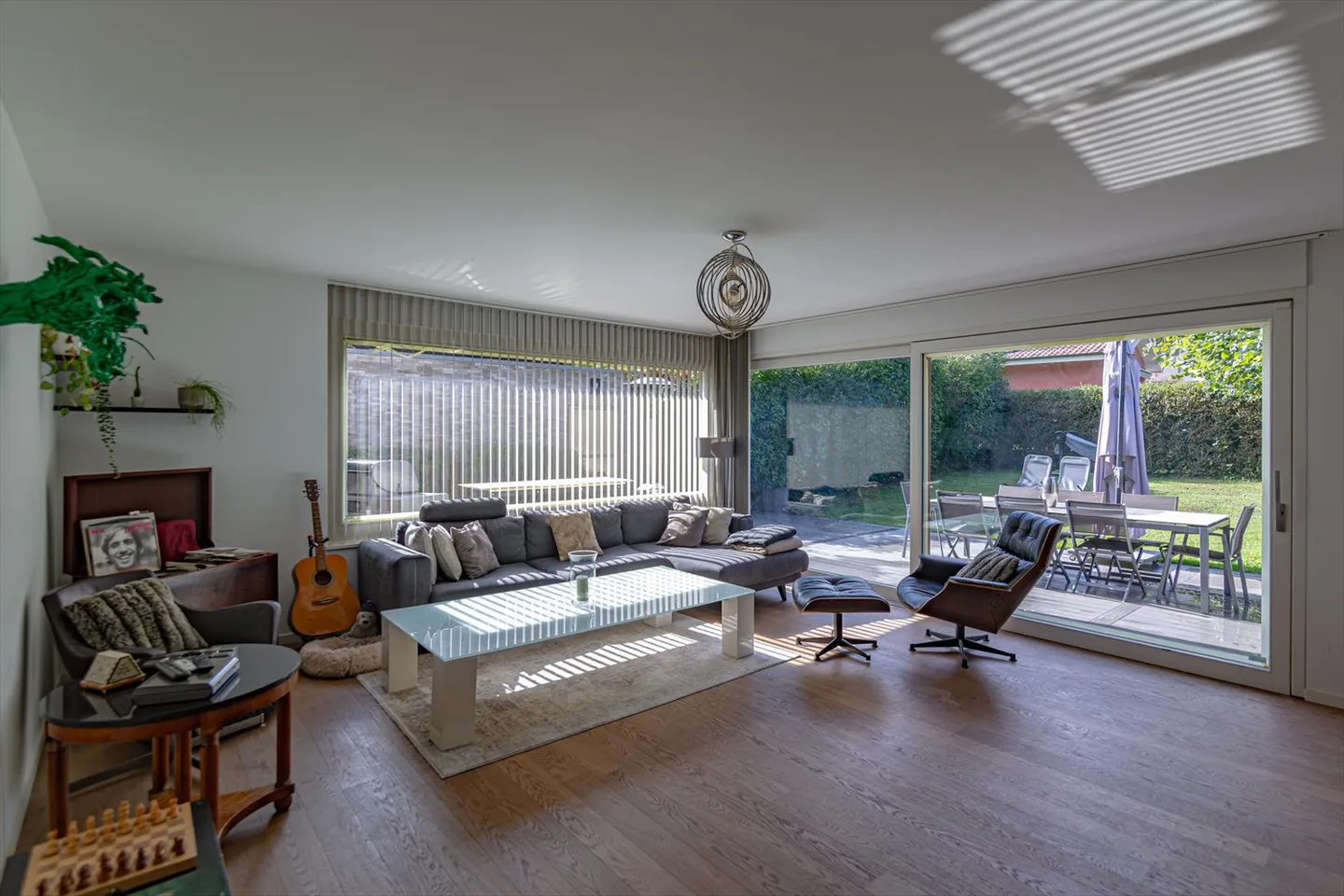 Magnifica villa indipendente di 9 stanze con studio indipendente a Corsier GE - Foto 5 di 17