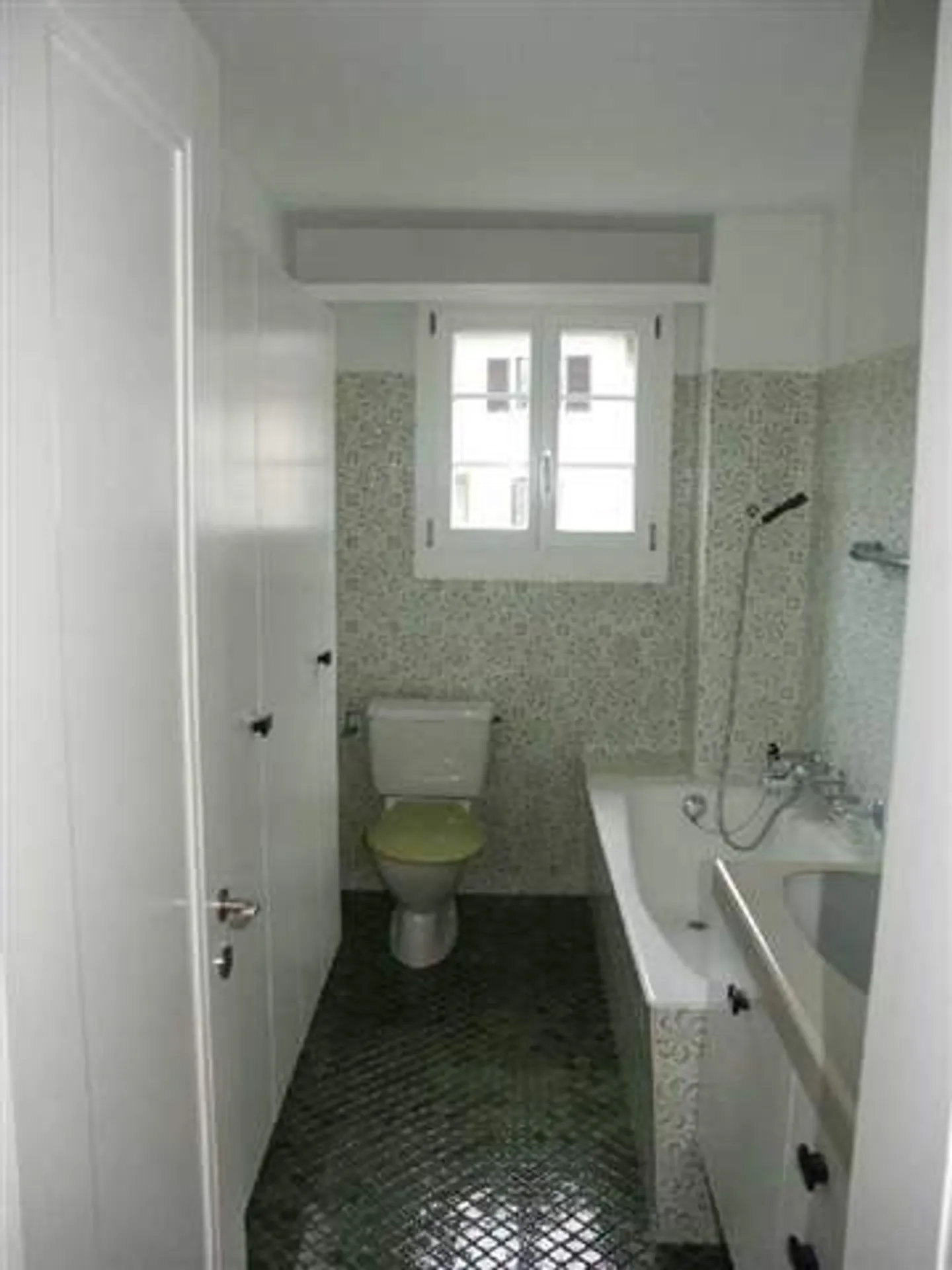 4½ Room Chalet Apartment 2nd Floor - Photo 10 of 15
