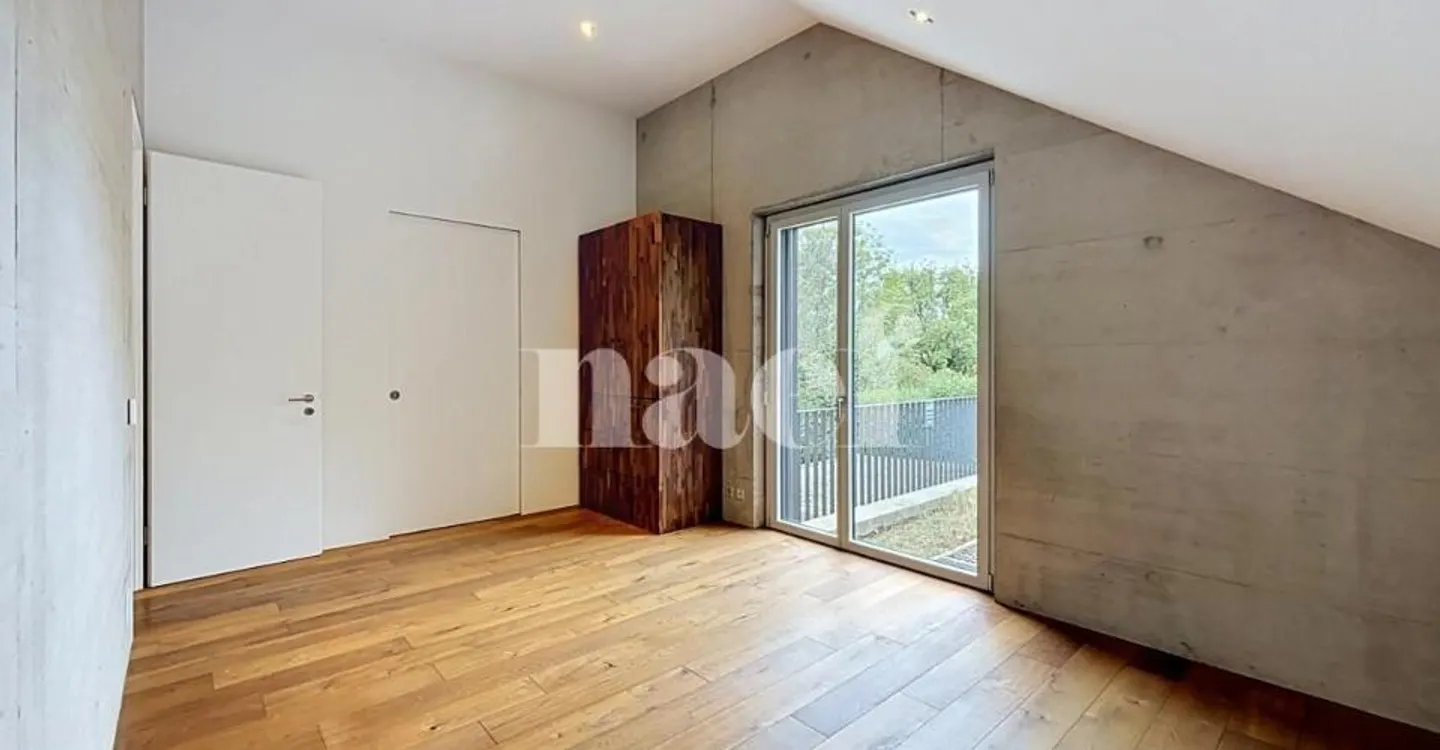 Appartement Contemporain avec Vue sur le Lac - Photo 5 sur 11