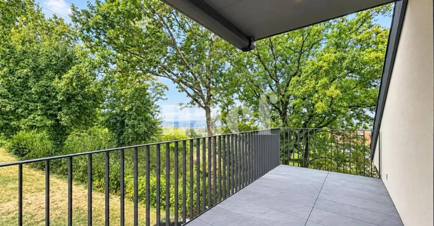 Appartement Contemporain avec Vue sur le Lac - Photo 9 sur 11